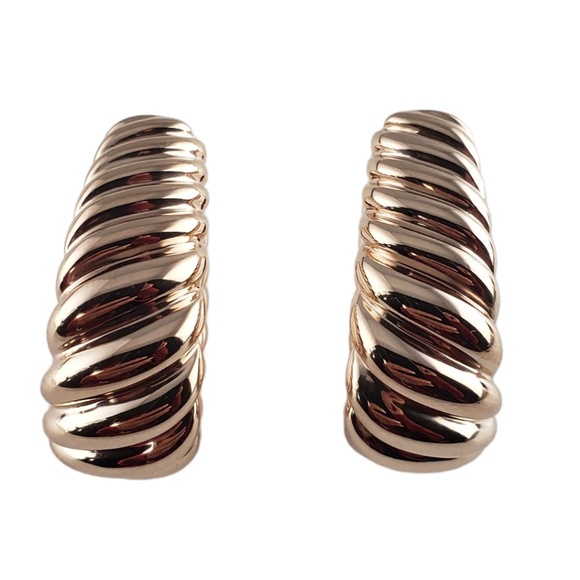 14 Karat Rose Gold Ribbed Hoop Earrings #13520 - Picture 1 of 7